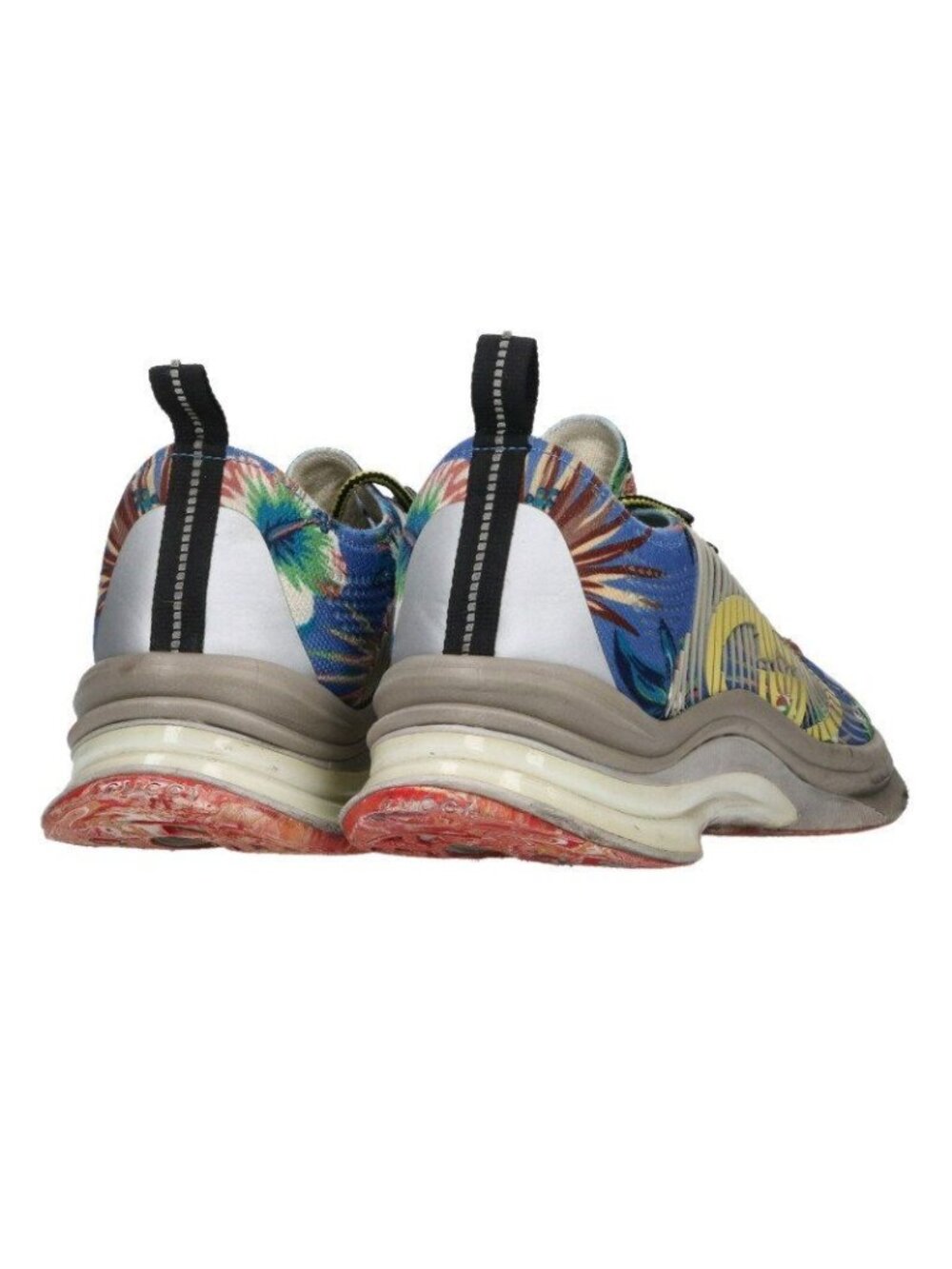 Gucci Run All Over Pattern Low Cut Sneakers - Picture 2 of 5